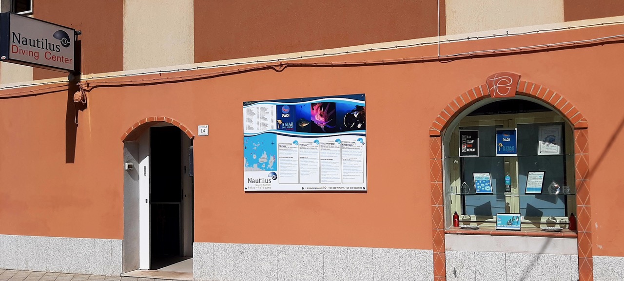 Tauchzentrum Palau Sardegna Italian Nord Sardinien